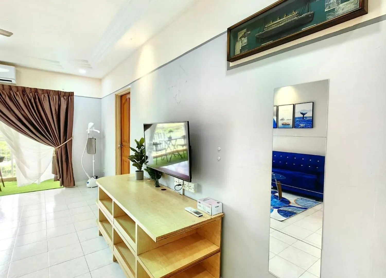 D1108 Larkin To Terminal Bus 3Mins Netflix By Stay Johor Bahru 0*,  Malaysia